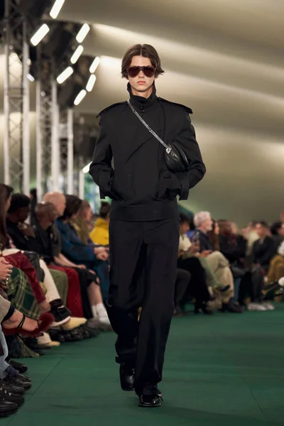 Look 6